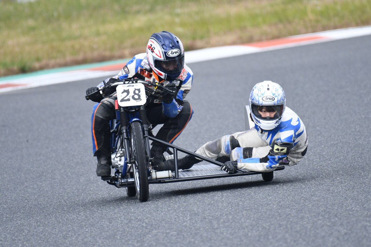 難波祐香 バイク声優 S Tweet その発想はなかった 慌てて便乗 レーシングサイドカー サイドカー 三輪の日 バイク女子 バイク声優 地面スレスレの加速感が素敵な乗ってみると楽しい乗り物です Trendsmap 難波祐香 バイク声優 S Tweet その発想はなかった 慌てて便乗 レーシングサイドカー サイドカー 三輪の日 バイク女子 バイク声優 地面スレスレの加速感が素敵な乗ってみると楽しい乗り物です Trendsmap