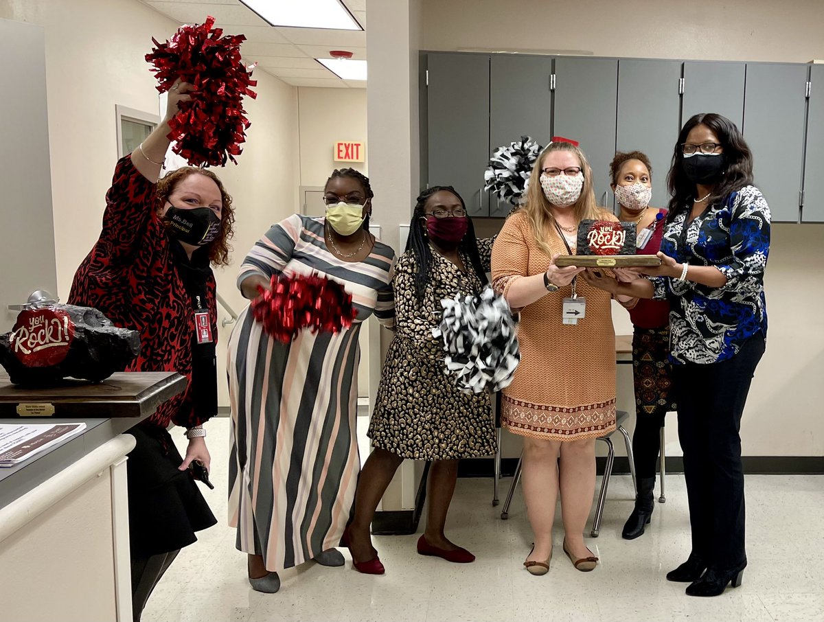 middle_manor's tweet photo. Congratulations to @middle_manor February 2021 “You Rock” Award recipients! Teacher - Ms. S. Riles and Paraprofessional - Mrs. T. Austin. You Rock! @KilleenISD_ https://t.co/dPpmVsEoZ4