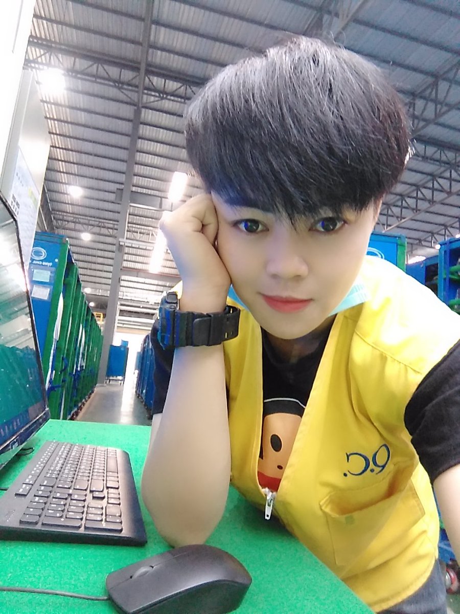 BonChitttra's tweet photo. ชีวิตไม่สิ้นก็ต้องดิ้นกันต่อไป...เหนื่อยจังวันนี้😫 #ทอมตัวเล็ก #ทอมดี้ #ทอม #มีแฟนเป็นผู้หญิงแต่โคตรมีความสุข #ชอบผู้หญิง #QCตัวน้อย https://t.co/fQ6DIJNJCF