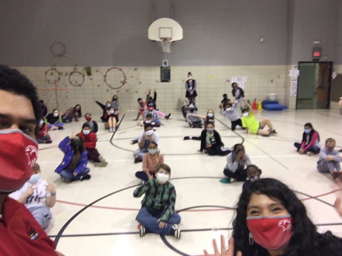 Music Recruitment Tour has begun! Excited to be spending time in the elementary schools today! <a href="/NowlinMiddle/">Nowlin Middle School</a> <a href="/vanhornfalcons/">Chris Corrie</a> <a href="/VanHornBands/">Josue Molina</a>