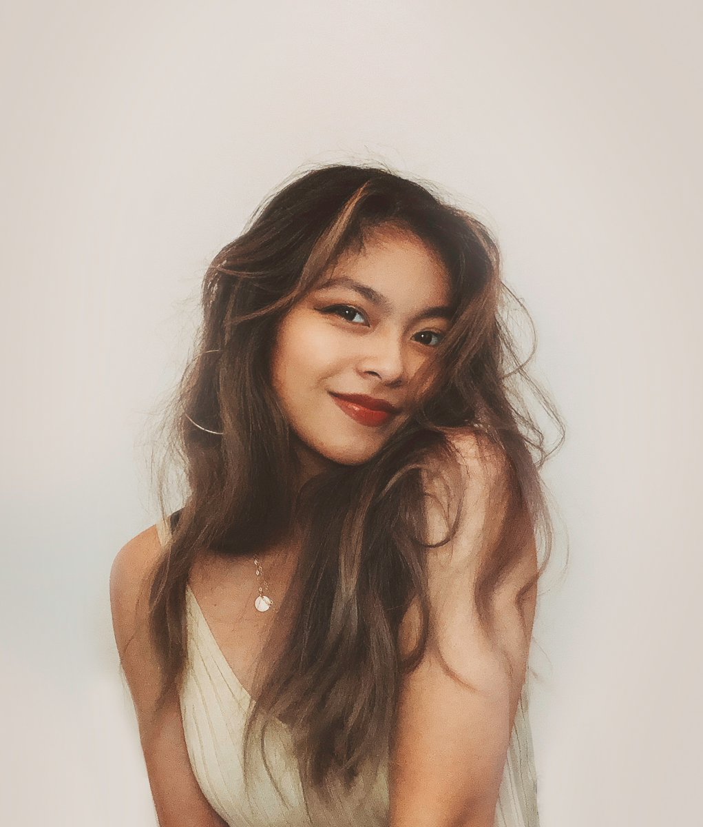 Th3KCADxrLAB's tweet image. Meet Heather Truong, one of our newest interns. Driven by the desire to communicate visually, she creates her work with a wild mind yet a disciplined eye. When she isn&apos;t designing, Heather instructs hip-hop dance! 

Meet the whole KCAD Lab team here: bit.ly/3omScJd