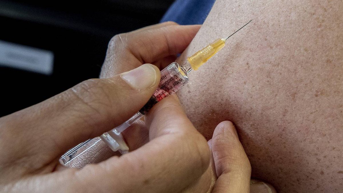 Meningococcal vaccine too expensive, principal says after 6-year-old's death dlvr.it/RttmGQ