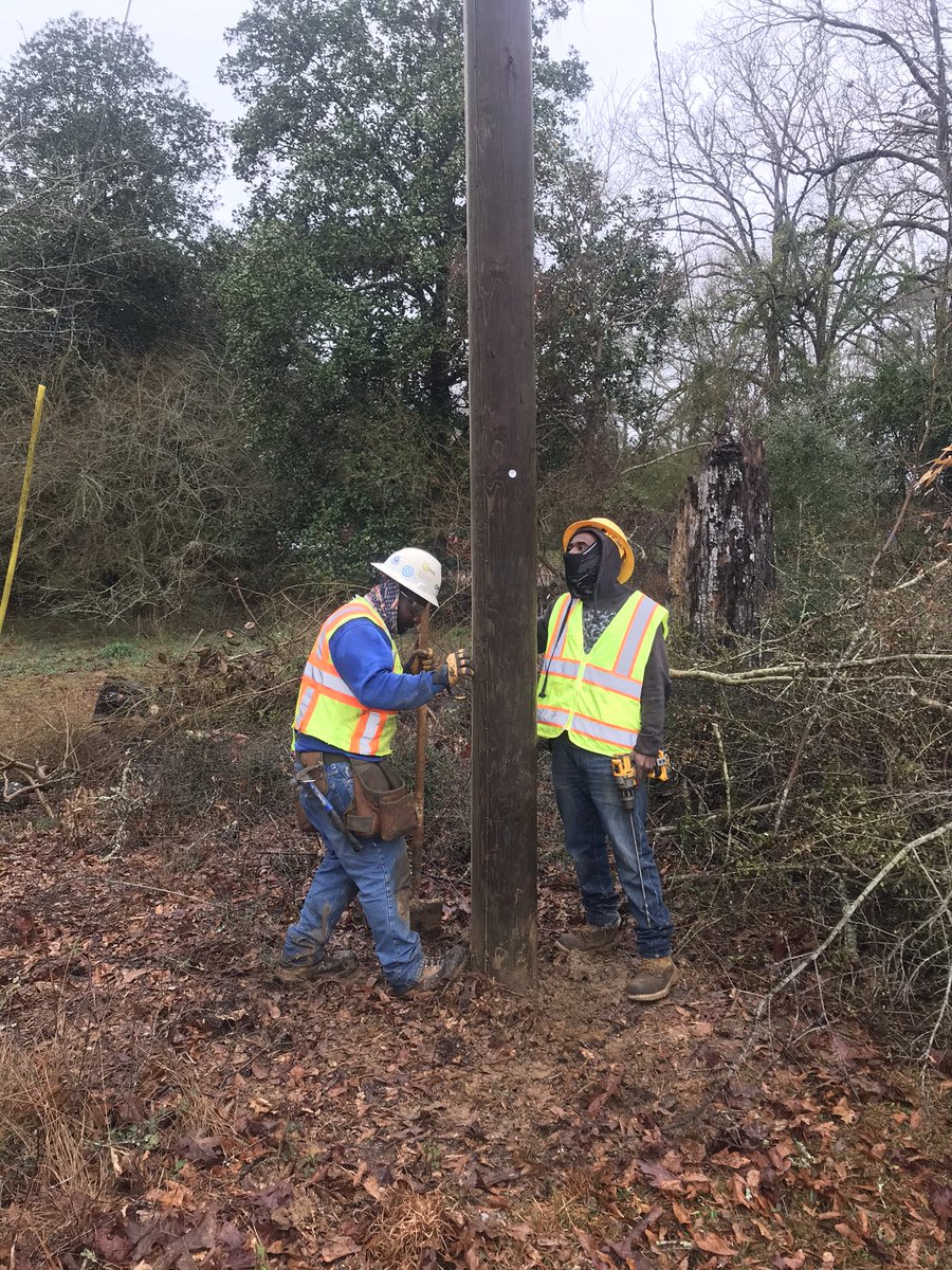 MEPCoop's tweet image. Gillsburg residents may see an Osmose truck/employees in the community. They are a MEP contractor working to inspect power poles and will need access to MEP&apos;s ROWs, including yards at homes, pastures and wooded areas so that they can reach the power poles and do the inspections.