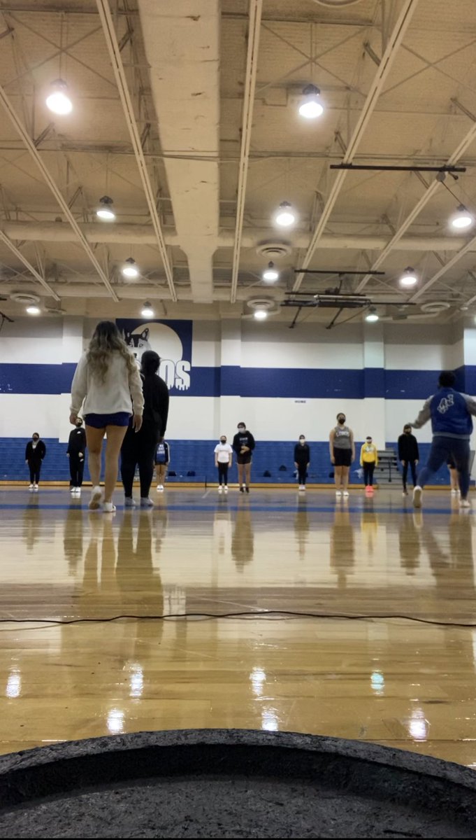 day 3 tomorrow is review day for tryouts on friday 💙!