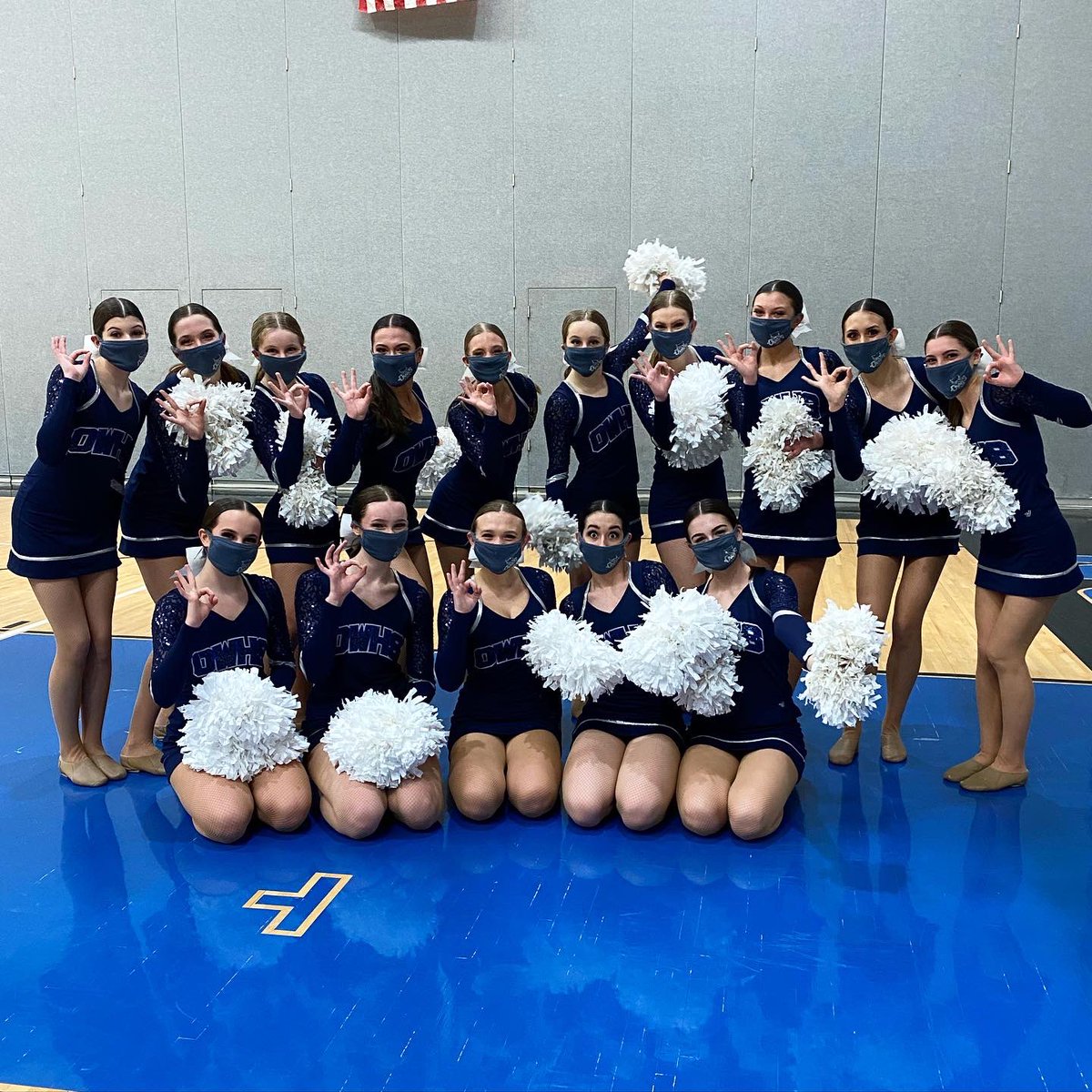 The Varsity Owl Dance Team earned a Division One Rating and a Technique Award for their pom routine at the Innovative Dance Classic. ⭐️⭐️⭐️⭐️⭐️ Awesome job, ladies!! 🤘🏻