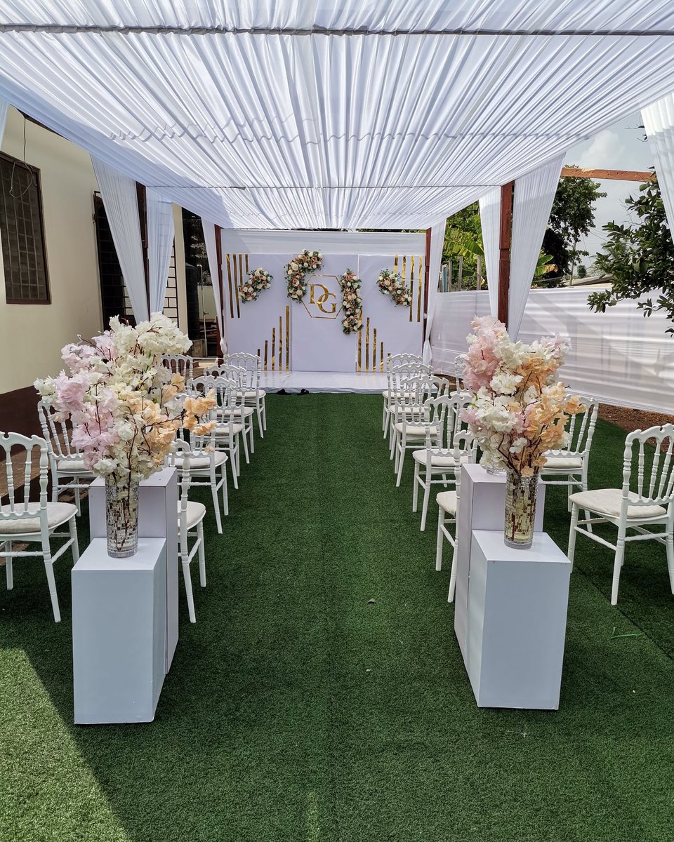 GeezEvents's tweet image. Thinking of an intimate small wedding? A private home with an open floor plan is a perfect venue for you.

Comment below if you're a fun of an intimate private wedding

#WeddingsInGhana #geezeventsghana #engagedcouple #bridetobe #GhanaWedding