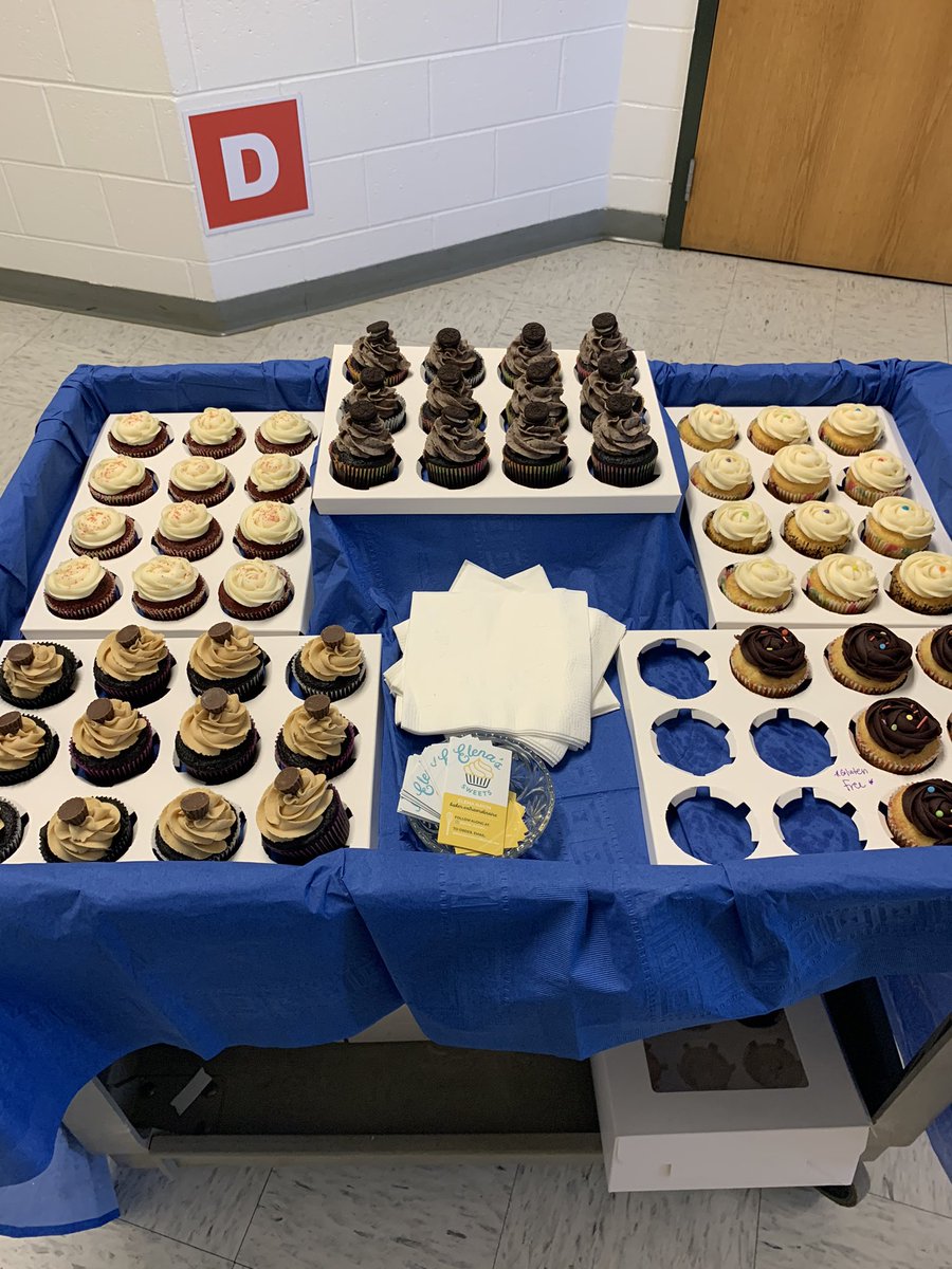 Thanks to former <a href="/chreagles/">C. Hunter Ritchie ES</a> student and current <a href="/KettleRunNews/">Kettle Run HS</a> junior <a href="/elenamarie8898/">elena</a> for making our treats for our “Coffee &amp; Cupcakes” for our staff! #elenassweets #studententreprenuer #loveourstaff <a href="/FCPS1News/">Fauquier Schools VA - NEWS</a>
