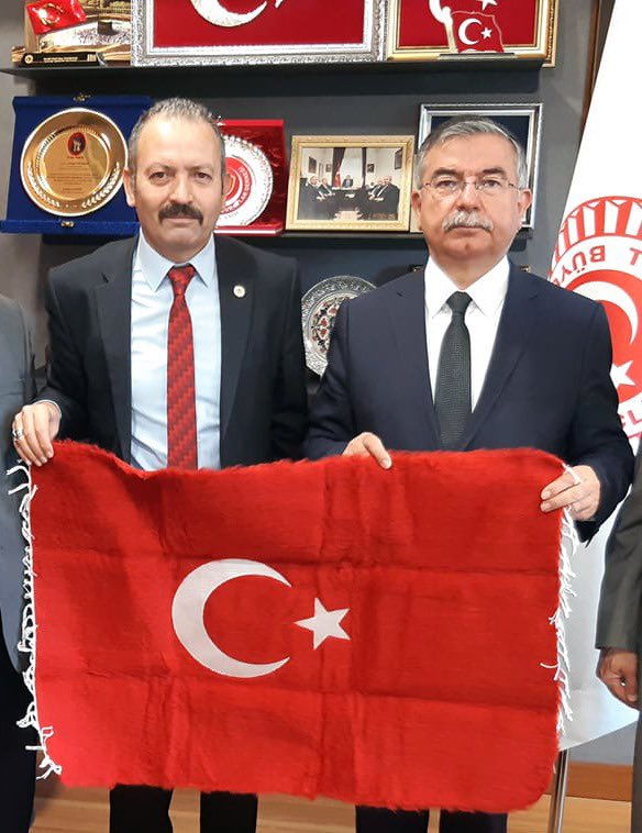 alitilkici38's tweet photo. Sayın Bakanım @yilmaz_ismet58 Uzman çavuşların özlük haklarının düzeltilmesi için yapmış olduğunuz çalışmaları takip ediyoruz 
Kahramanların beklentisi mesleki güvenceye alınmak 
Allah razı olsun https://t.co/Ka6TWaZNlX