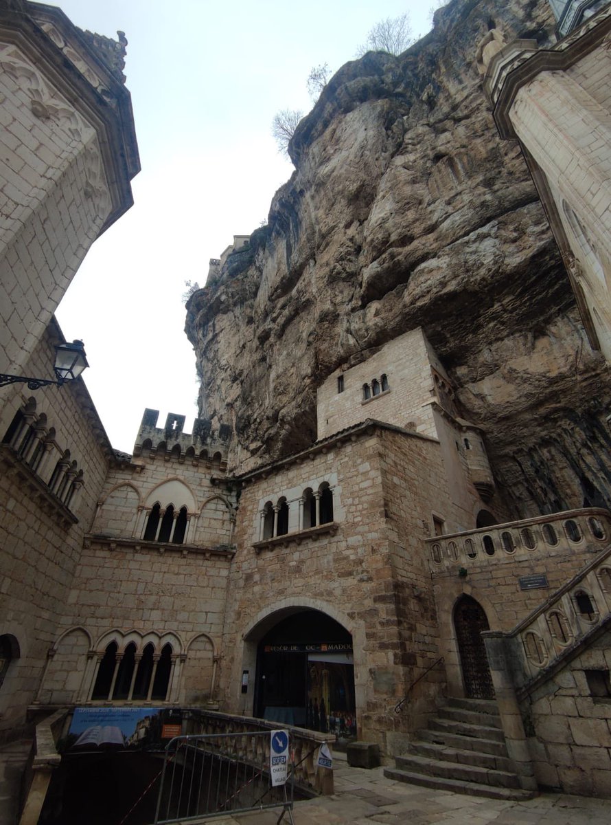 SCOCyclisme's tweet photo. 🏰⛪️

📍 @ND_Rocamadour 

#LaGriffe | #SportAngers https://t.co/8nP5xei0Ff