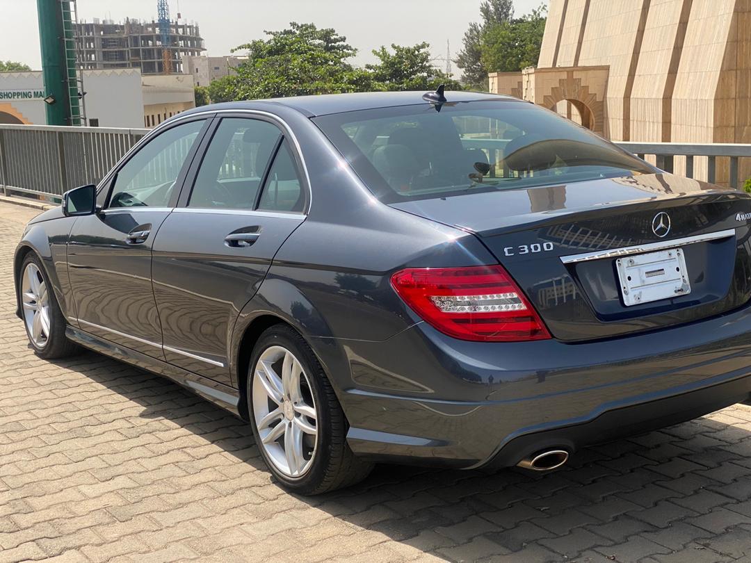 alabsstore's tweet photo. 2012 Mercedes Benz available for sale interested buyers 📞📲  /WhatsApp :07012074293. https://t.co/FHRzFQdEjm