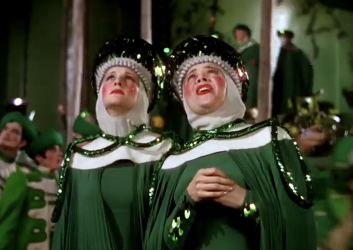 chickalyn's tweet photo. @Miss_DeeDeee GIRLLLLLLL SAME!! 😍 it may have something to do with my obsession with the wizard of oz (and for some reason, these sparkly residents of emerald city) as a child... https://t.co/nxhYpyeCr1