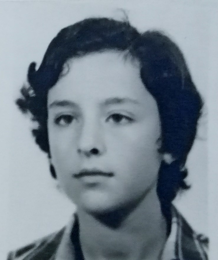 bretemas's tweet photo. Hoxe 4 de marzo, día do aniversario de #XelaArias2021, propoñemos lembrar a súa figura e difundir na rede os seus versos utilizando o cancelo #XelaAriasAniversario
«Esta imperfección que fai de nós nós...
debúxaseme agora primavera.»
#TigresComaCabalos #XelaAntoloxia
[063/365]bis https://t.co/EJbXpgOfIH