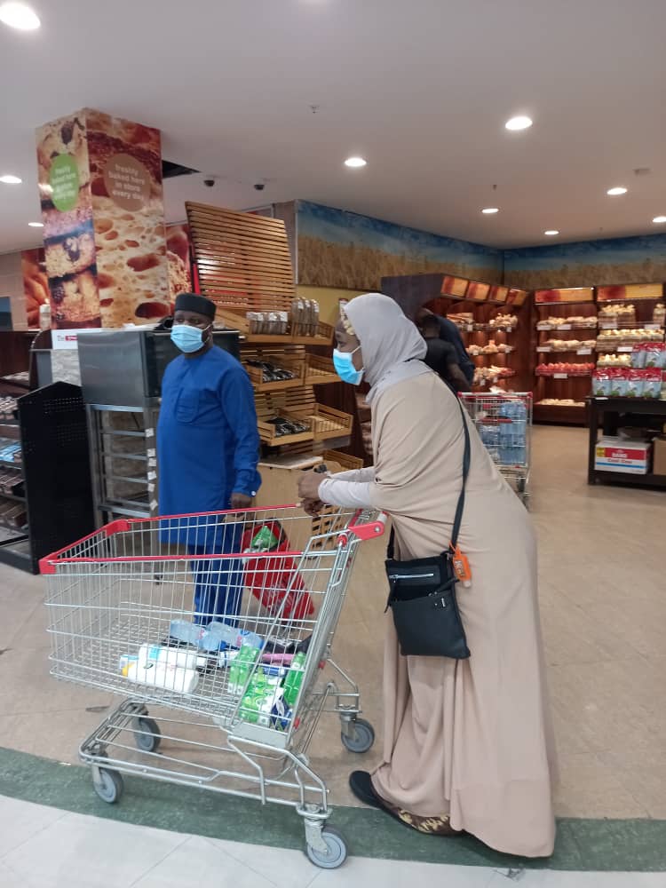 I promised myself that anytime I go to Lagos I will shop at <a href="/SPARNigeria/">SPAR Market</a> for standing with the Nigerian youth in October 2020.
Na brand wey stand with us we go shop with. Today I fulfilled that promise.
Alhamdulillah!
#EndSars 
#SoroSoke 
#WeMove
