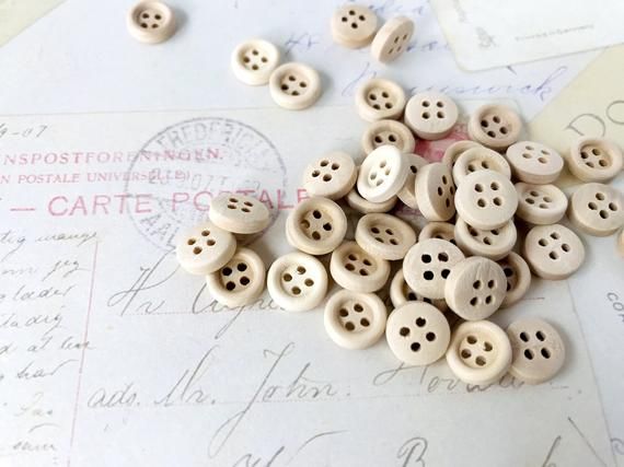 HeartSupplies's tweet image. Natural Wooden Buttons Small Round   10mm  Round Wood | Etsy buff.ly/2LEIzDw #buttons #smallbuttons #woodbuttons #craft #craftsupplies #knitting #crochet