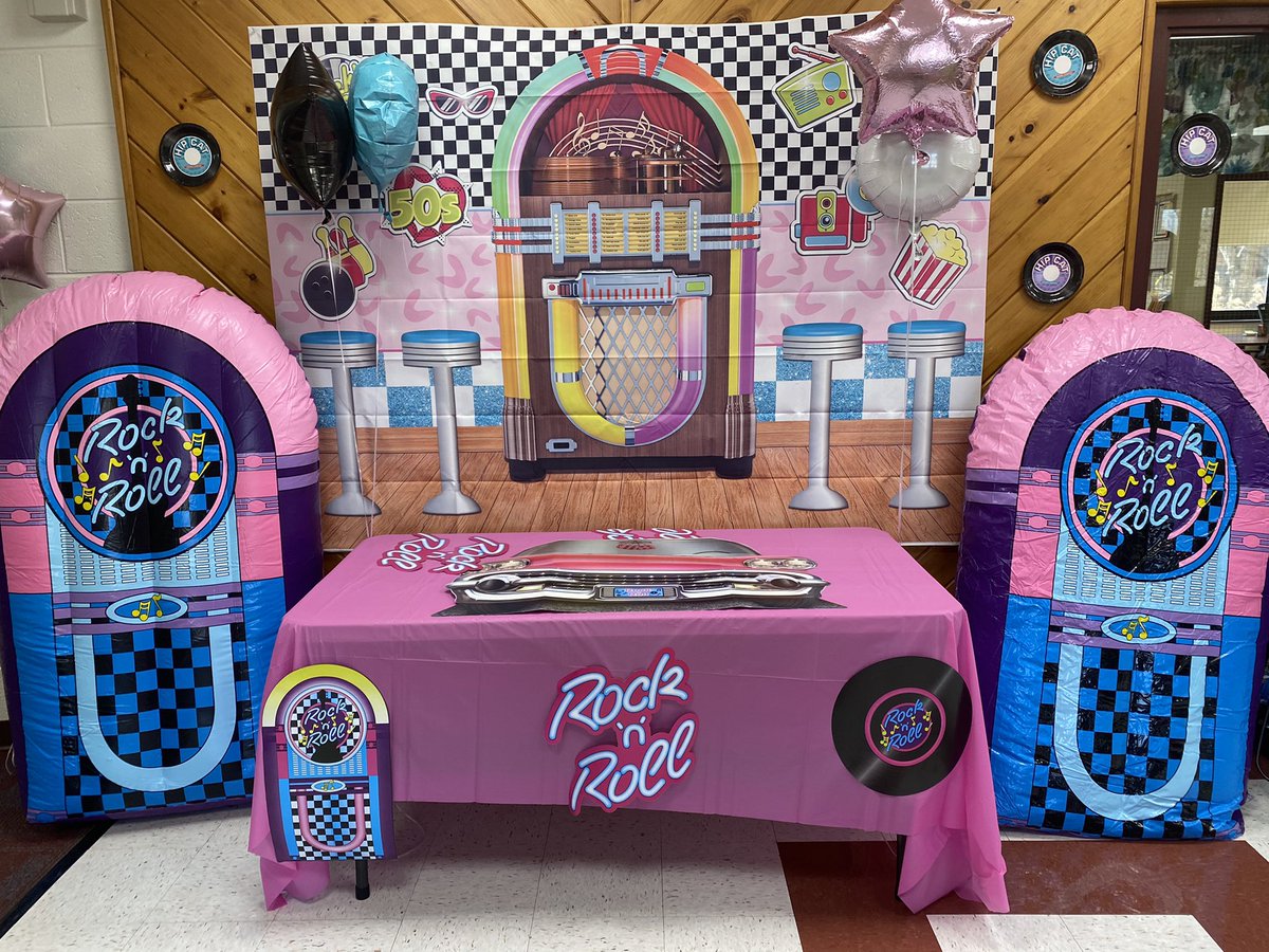 JHES students and staff know how to rock Read Across America week! #mtsdlearn