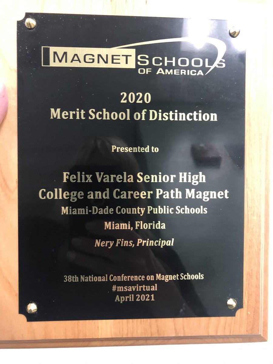 Principal Fins #Accepting the very #Distinguished #MeritSchoolOfDistinction Award for 2020, Congrats to ALL #Stakeholders involved! This is #Amazing #WeAre #Varela #Vipers🐍 #MDCPS @MagnetSchlsMSA @MiamiSup @MDCPSSouth #MagnetSchool #MSAVirtual
