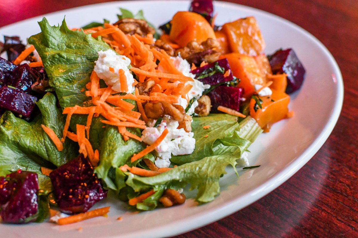 Edina Grill tweet media