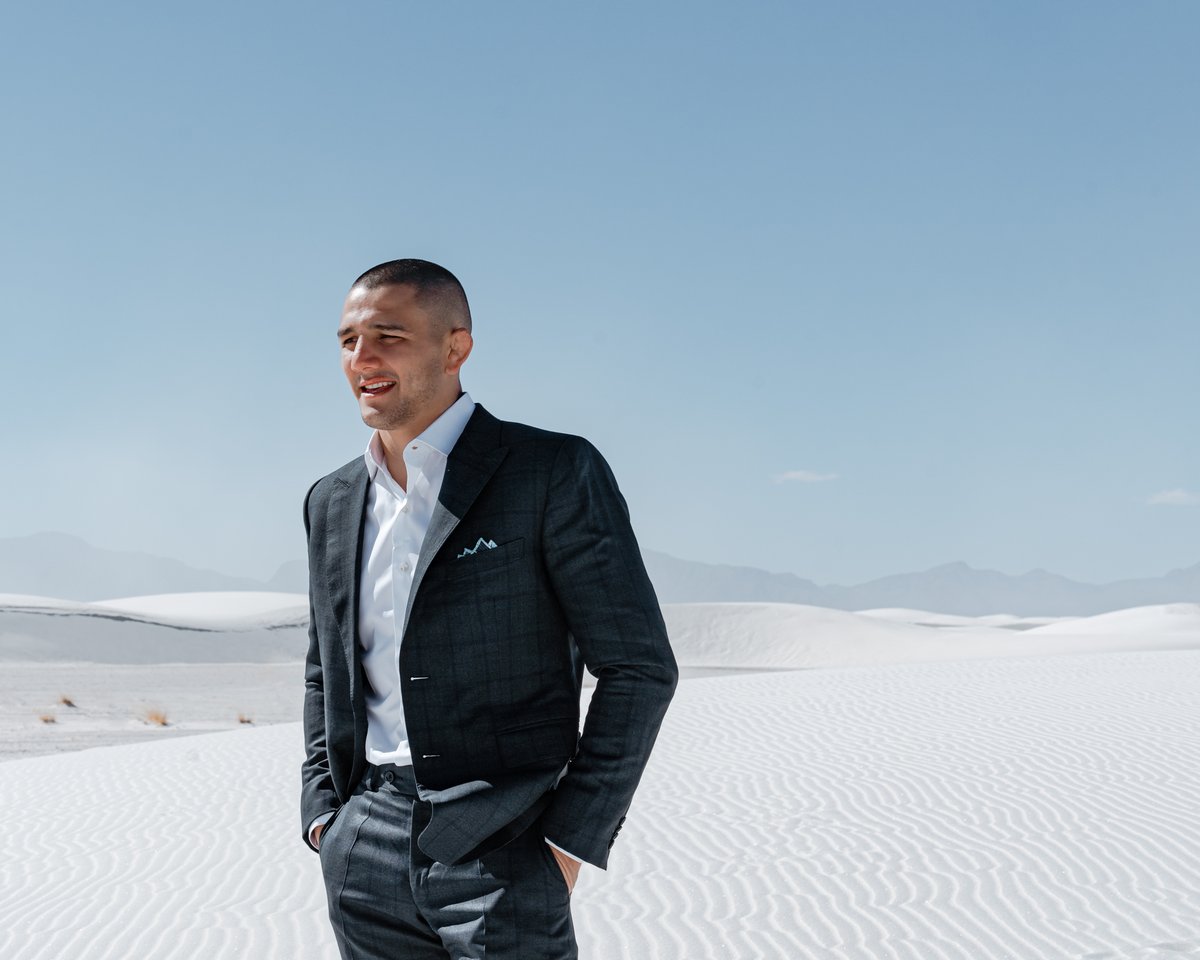 David August Inc. (@davidaugustinc) on Twitter photo James Bond has got nothing on <a href="/aaronpicousa/">Aaron Pico</a> looking dashing in his custom Deep Forest Green with Navy Window Plaid David August Couture suit.
📸 <a href="/friendscallmemo/">Monica Hammond</a> James Bond has got nothing on <a href="/aaronpicousa/">Aaron Pico</a> looking dashing in his custom Deep Forest Green with Navy Window Plaid David August Couture suit.
📸 <a href="/friendscallmemo/">Monica Hammond</a>