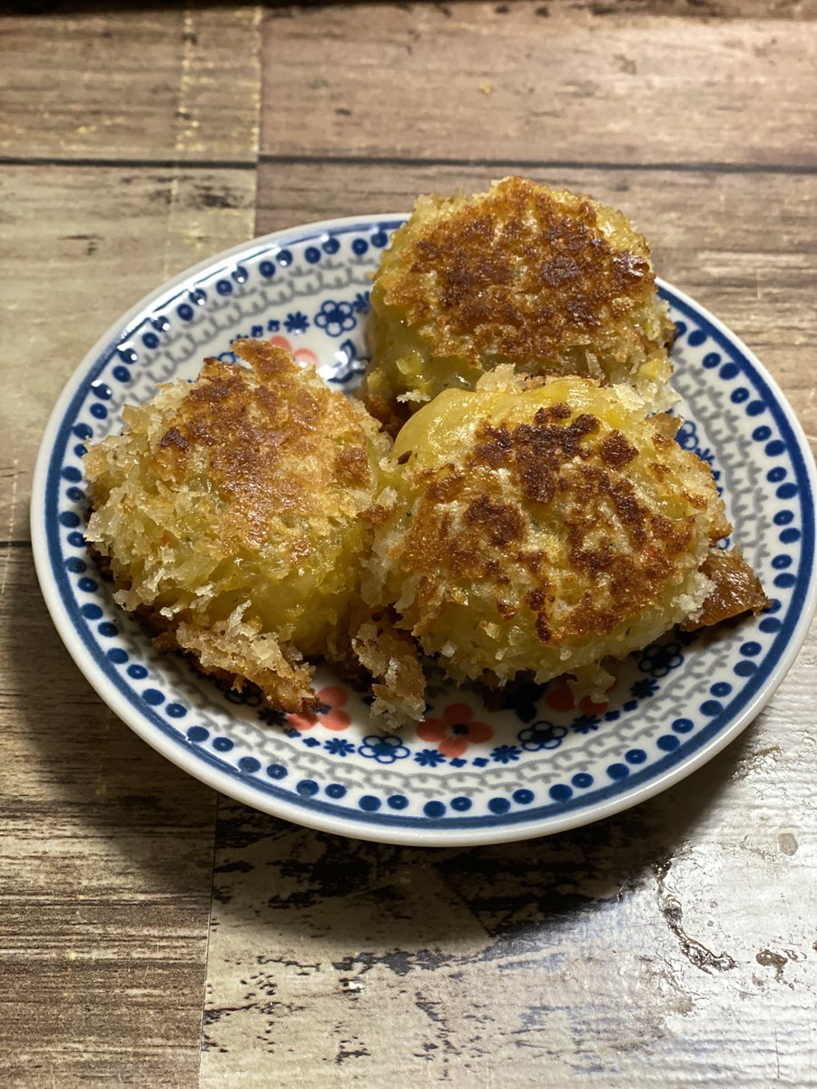 辻直美 国際災害レスキューナース じゃがりこで作ったコロッケ ホットサンドメーカーで揚げ焼きした 災害時にはなるべくガスボンベを使いたくない それはボンベの燃料をあまり使いたくないのと いつまた揺り返しなどが起きるか分からないから 防災料理 辻直美 国際災害レスキューナース じゃがりこで作ったコロッケ ホットサンドメーカーで揚げ焼きした 災害時にはなるべくガスボンベを使いたくない それはボンベの燃料をあまり使いたくないのと いつまた揺り返しなどが起きるか分からないから 防災料理