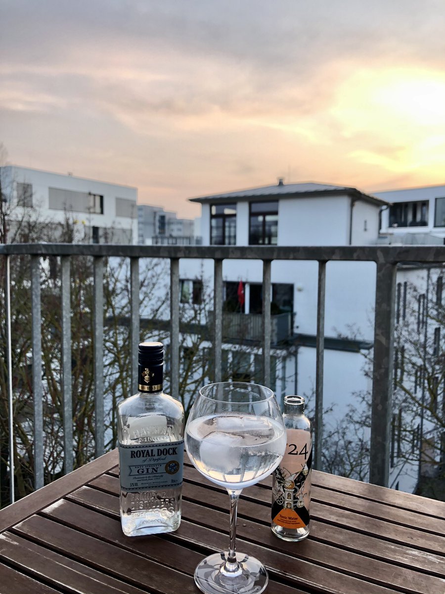 MarcoUhlich's tweet photo. Feierabend 🍸 https://t.co/aYwYpzbJu4