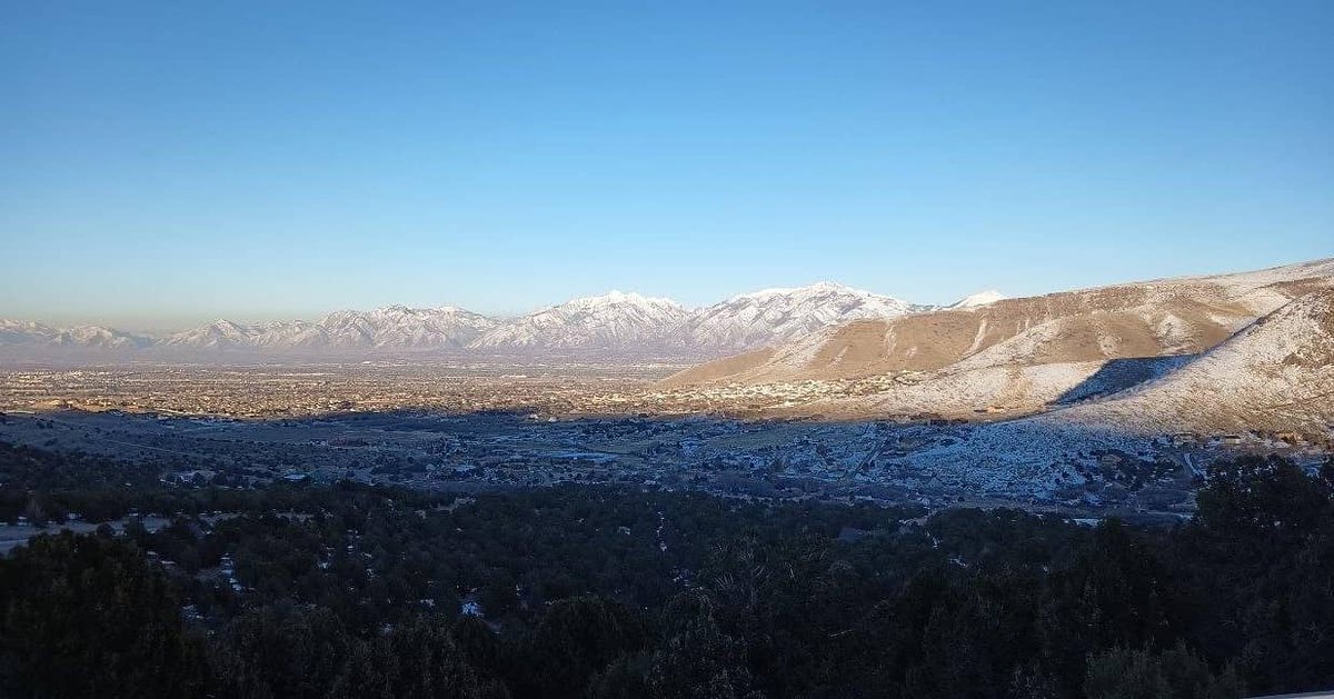 BobsLock's tweet photo. Bob's Lock is your 24/7 emergency locksmith anywhere in the valley. Locked out of your car, house, or safe? We've got you covered. Moved into a new house? We'll get it rekeyed so you can have an extra layer of security. Call today for a quote! 801-966-6767 https://t.co/rici8OzgAG