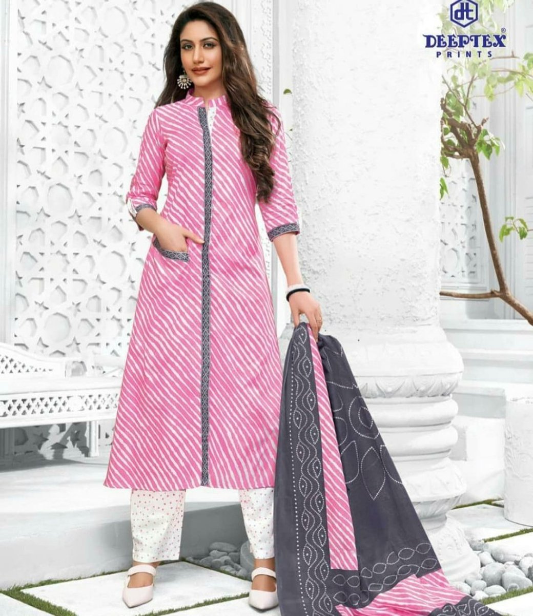 Malek01346970's tweet photo. thє vєrч uníquє #SurbhiChandna #IconicGoldAwards2021 #Naagin5 https://t.co/A9kTWnxc7t