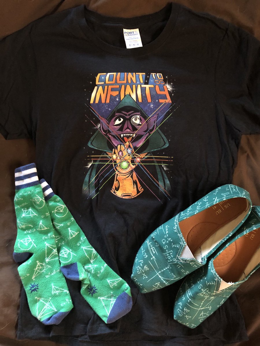 BayleyKP's tweet photo. Start now, and I’ll check in on you in a few to see how far you got 😉 Happy #WednesdayMathShirt ⁦@WeAreOneRPA⁩ https://t.co/yx20WfDs9U