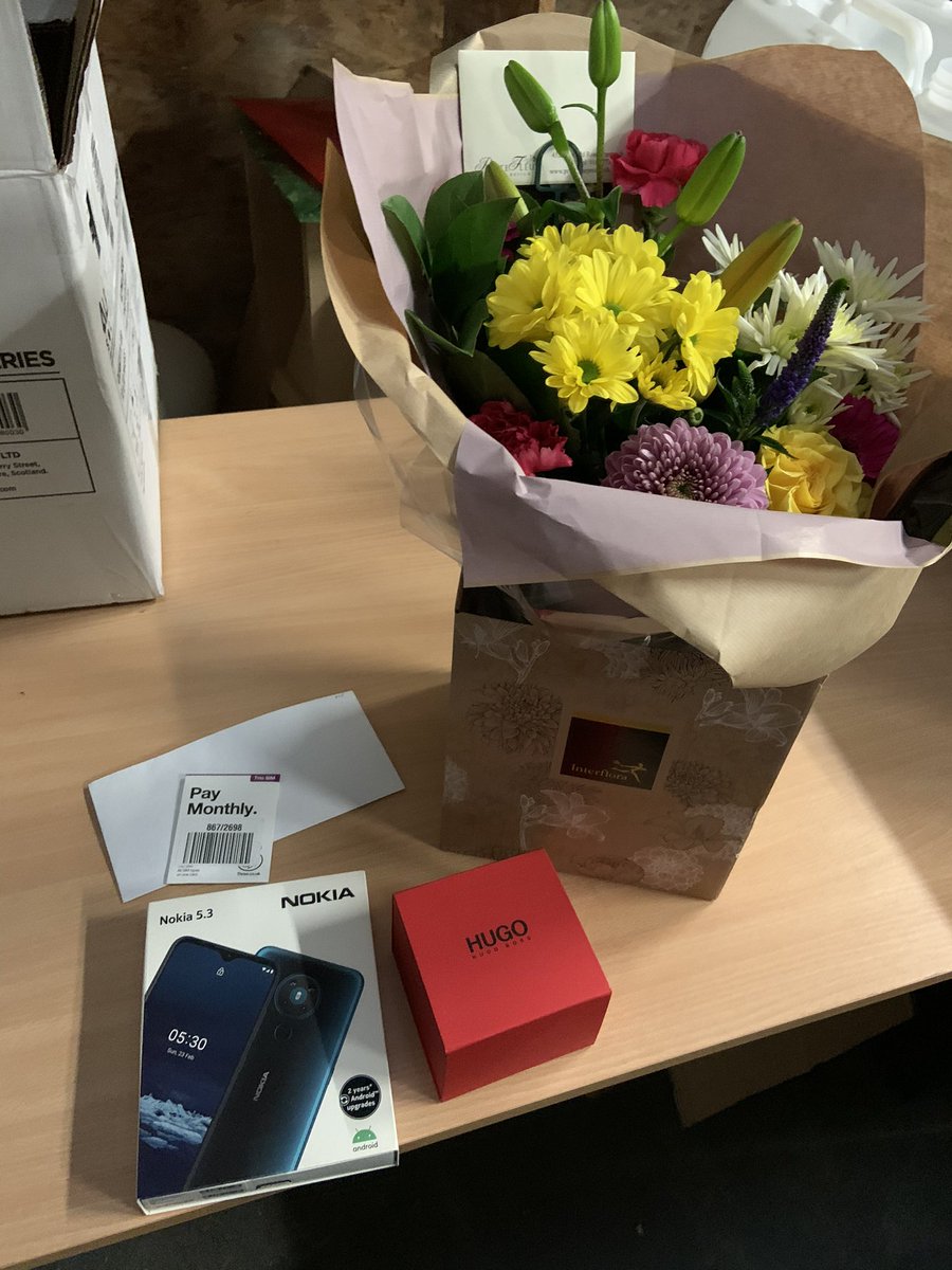 AlanStockton11's tweet photo. Today was sad day for MPS as a long standing Ground Worker decided after 15 years service time had called for him to retire. thanks Ron for your support over the years enjoy your new chapter hope your wife liked the flowers  @steohagan_MPS @CraigrMps @MikeP_MPS @muir_property https://t.co/yBwfnQwlGP
