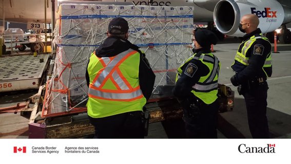 CanBorder's tweet photo. Shipments of the newly authorized AstraZeneca #COVID19 vaccine have arrived in Canada 🇨🇦. Our #CBSA officers are mobilized and ready to clear this cargo for entry. Another important step in our fight against #COVID19. https://t.co/FHqWa7iE6N