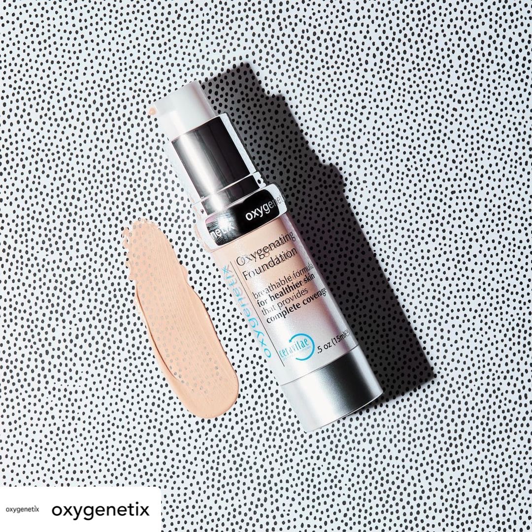 #DidYouKnow you can conceal AND heal post-procedure with @oxygenetix Oxygenating Foundation?! ✔️Helps build #collagen & #elastin ✔️Allows your #skin to breathe ✔️Soothes with aloe-based gel ✔️Safe and soothing for #sensitiveskin ✔️Paraben Free ✔️Certified #crueltyfree and #vegan