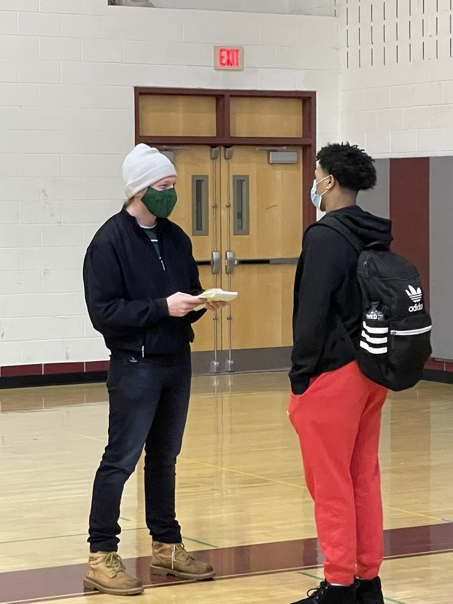 coach_menard's tweet photo. This might be Deanteโs career highlight. Congrats on a great year. You have come a long way. #smilingunderthemask https://t.co/3n6Ec2MLv4