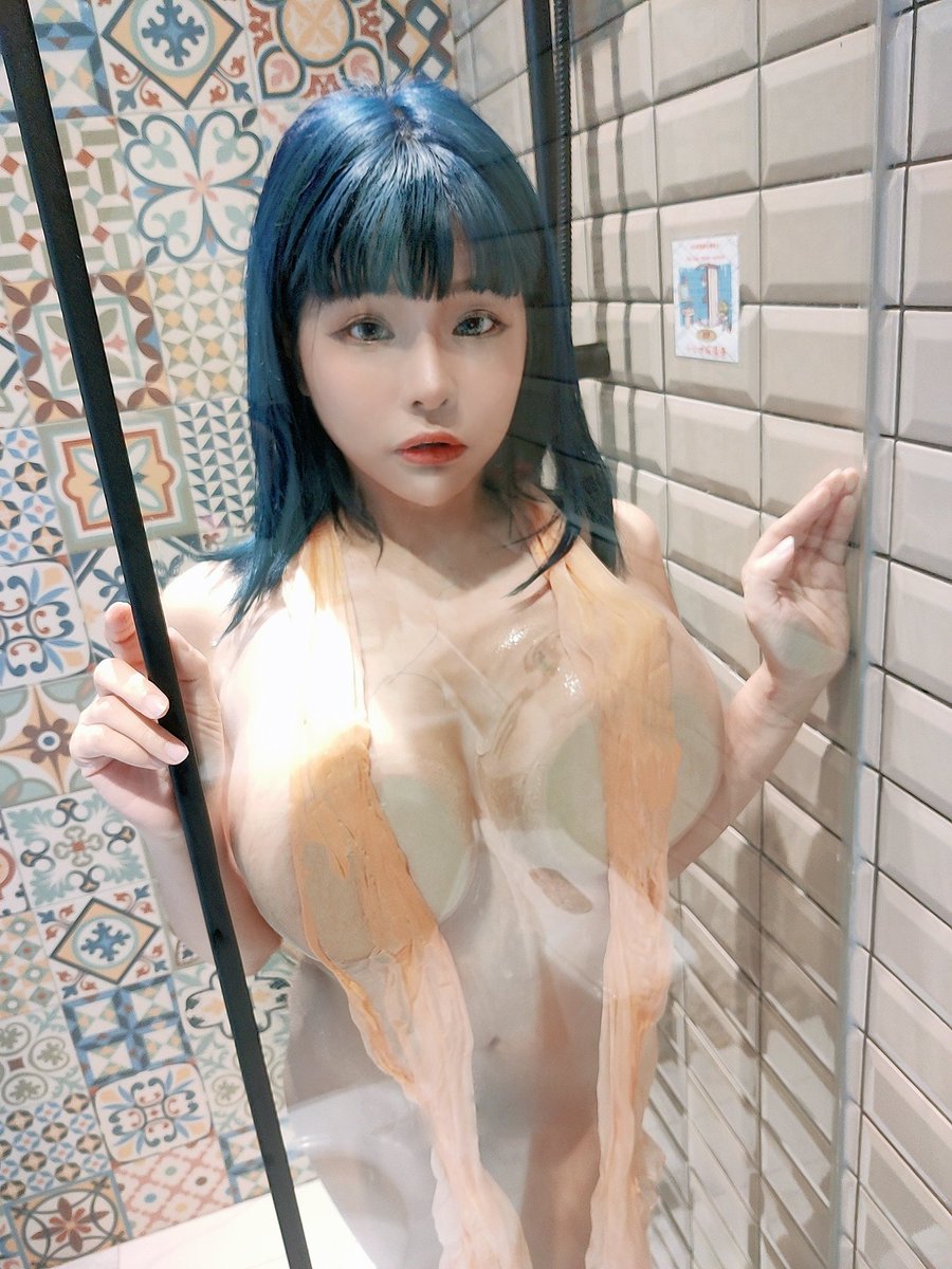 今天的拍攝，不知道你們會不會喜歡
太少出沒感覺都被忘記了🥺

這系列的照片會出電子寫真，之後更香辣的在這裡，期待一下吧！
https://t.co/tUXkQfUnL2

Ig :
https://t.co/UCQdbQ10zv https://t.co/WzlH0Er6sx