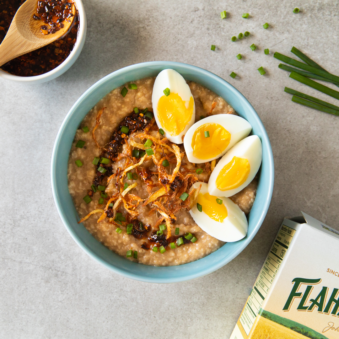Good for the soul. ❤️  Chili oil and ginger brighten up this bowl of Congee made with Flahavan's Irish Rolled Oats. Recipe inspo from <a href="/olivemagazine/">olive magazine</a>.

bit.ly/3dJuuUv