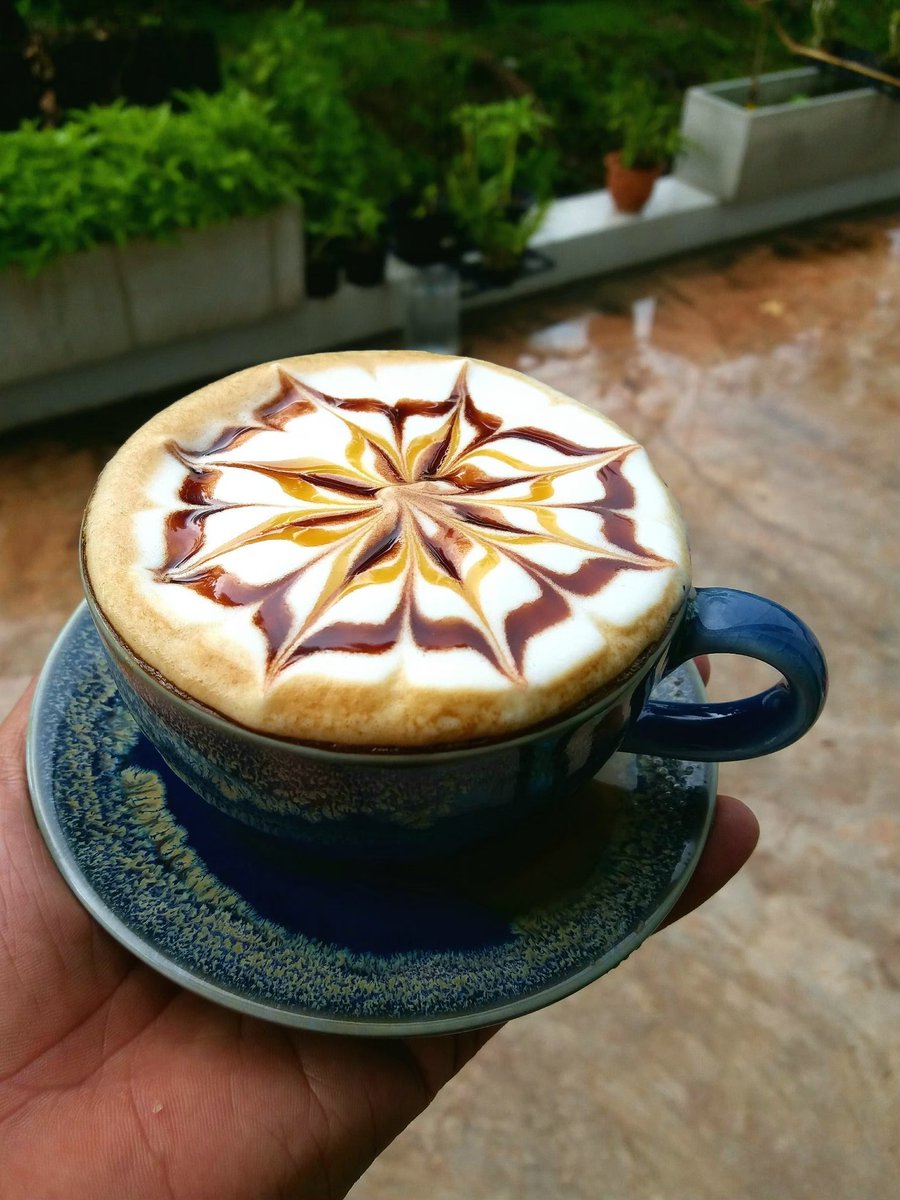 gaifah's tweet photo. เช้าแล้ว กาแฟสักถ้วย https://t.co/jOKgZXSXa2