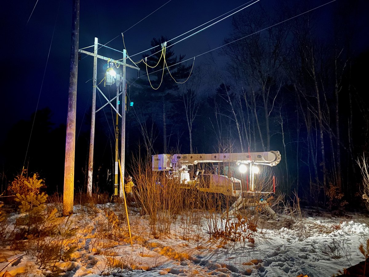 Eversource NH on Twitter "Our transmission team is working a difficult