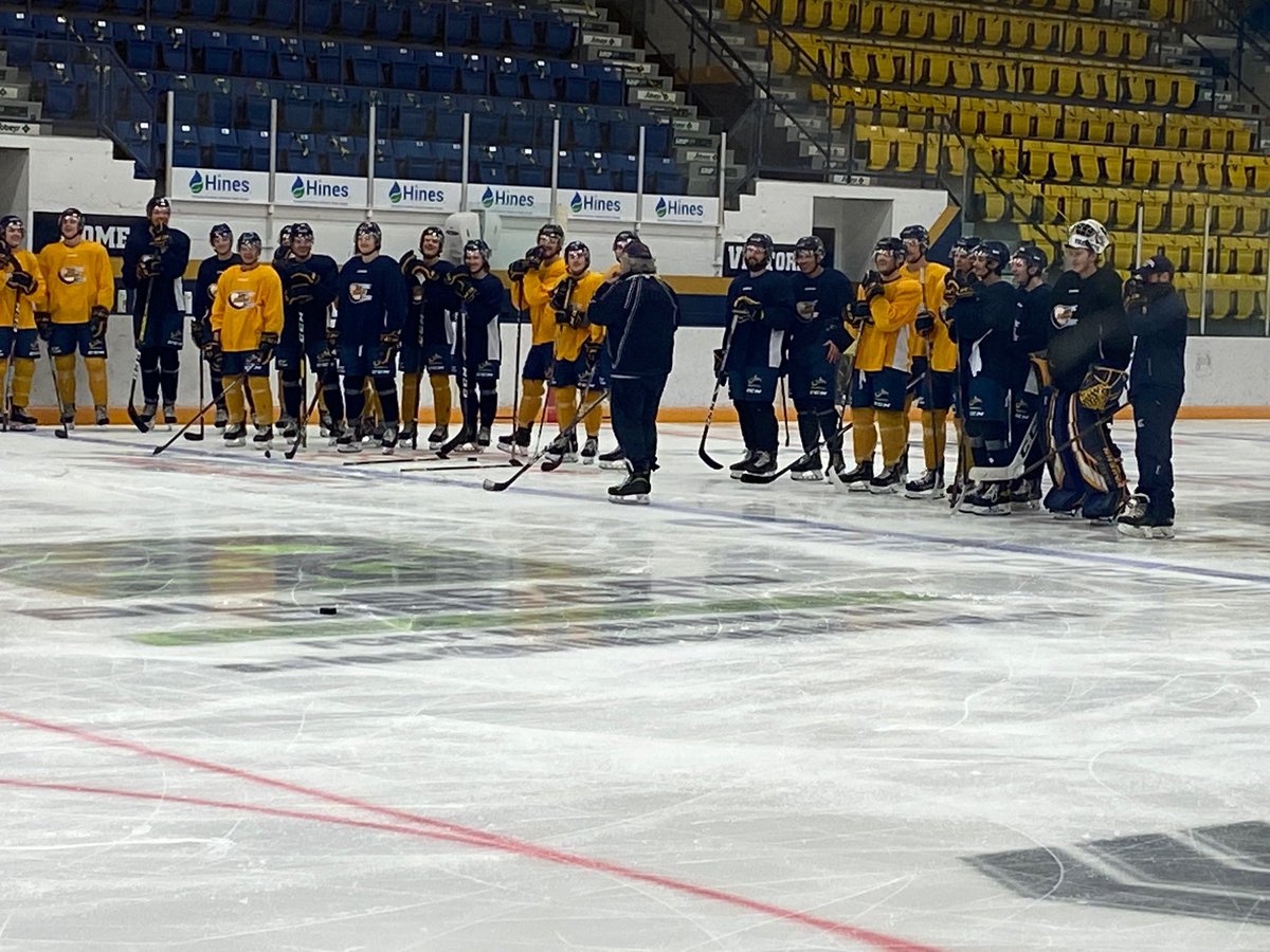 Let’s do this! 

It’s our first day back on the ice under the #AJHL’s Return to Play Plan! 

#ymm #rmwb