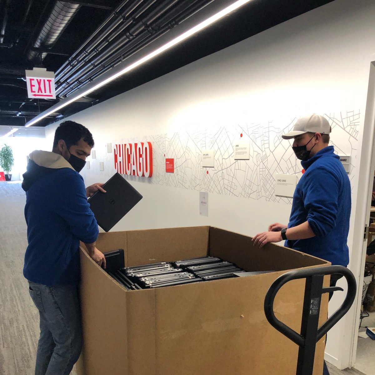Thank you @JLL_USA! Your donation will provide laptops to families helping them participate in the digital community and keeps 3,500lbs of ewaste out of landfills. THIS is what happens when organizations come together to lift up our community! #digitalequity #ewasterecycling