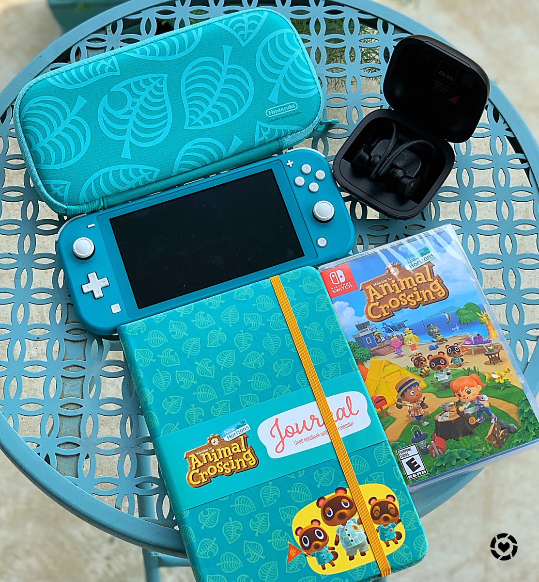 Good #Headphones or #earphones 🎧 are important to me These #Powerbeats #Pro #Wireless these Earphones are great for listening to music, watching my videos playing my games!! @target
Follow me @LIKEtoKNOW.it shopping app to shop this post
@liketoknow.it
https://t.co/KrvjnYzbtZ https://t.co/DDb7p9A7I0