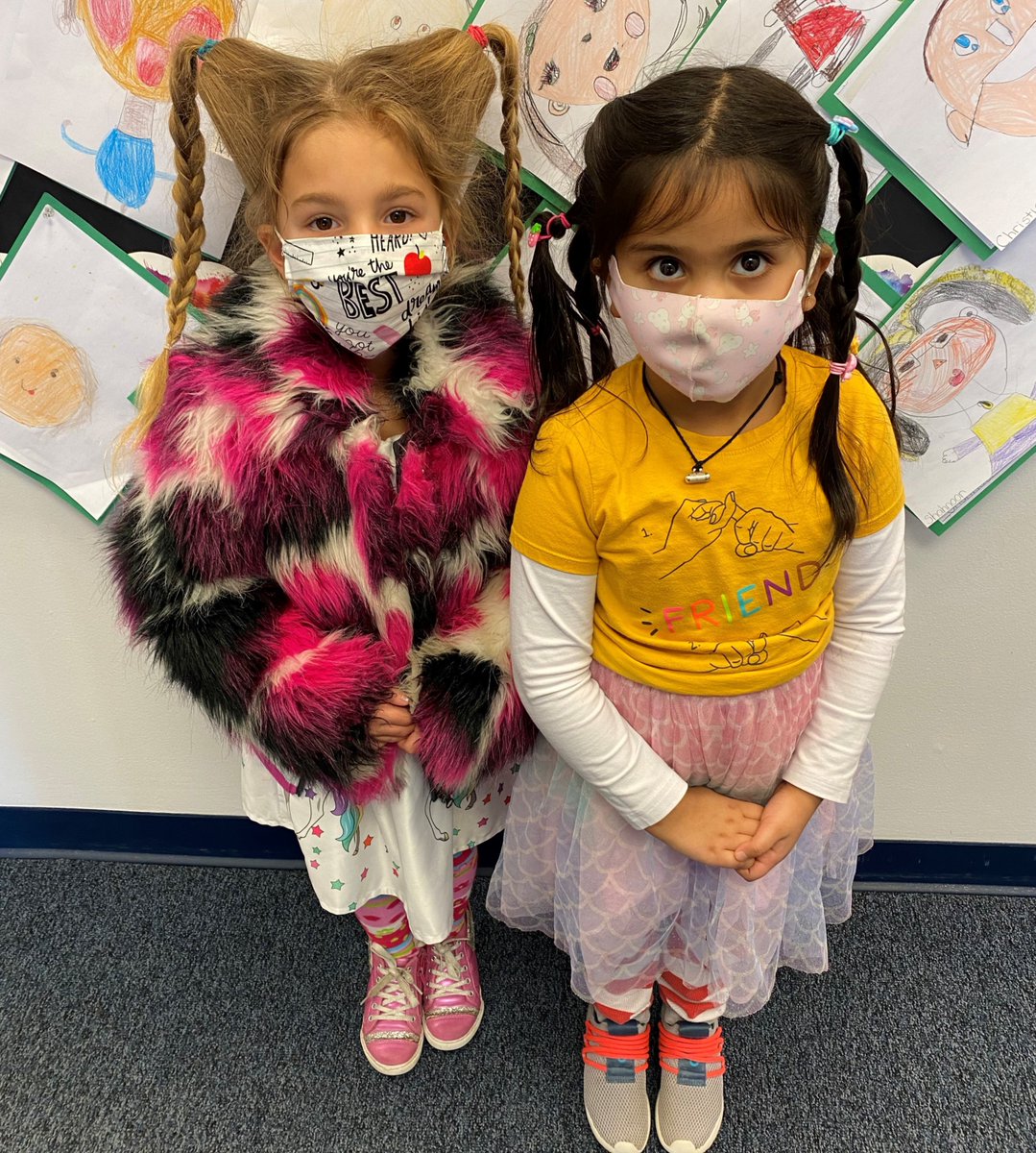 AppleMontSchool's tweet photo. We just can’t get enough of the creativity of our Apple students! Every Wednesday should be Wacky Wednesday. 
😆
#applemontessori #appleadvantage #appledifference #montessori #njschools #njpreschools #njchildcare https://t.co/xTcl1POdPX