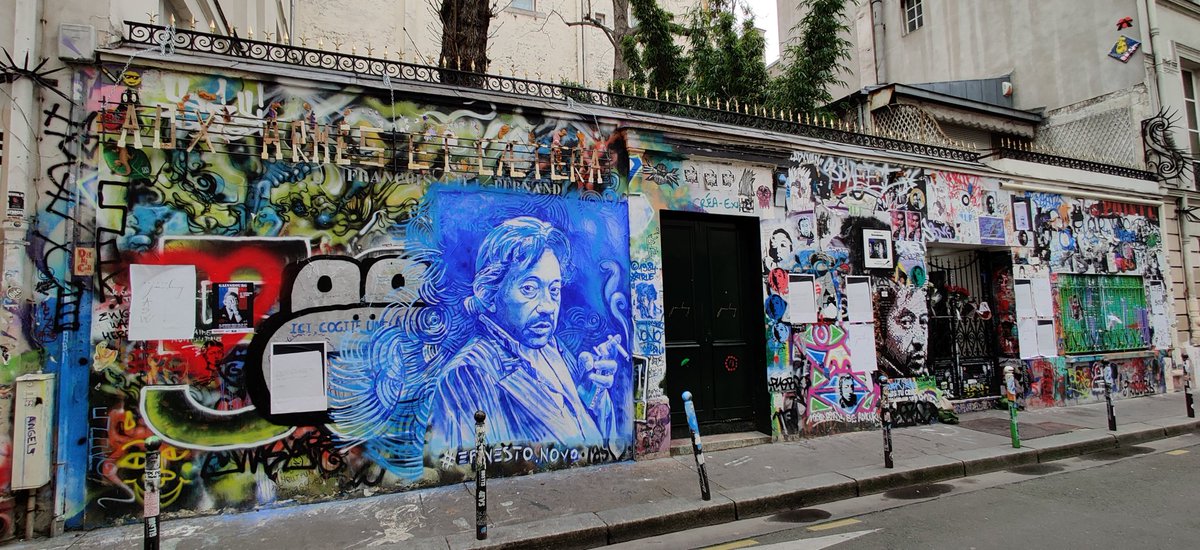 'Dieu est un fumeur de gitane...' #Gainsbourg @ErnestoNovo #StreetArt #RueDeVerneuil #Paris7 #Art #GainsbourgForever