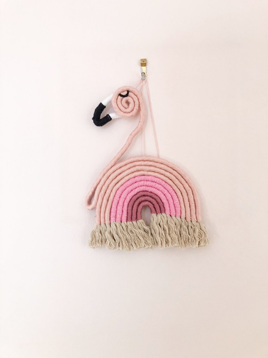 JennyNest's tweet image. Next to be added to the shop was this adorable #flamingo. She’d make a great addition to a nursery!

etsy.me/2Pz3ygl

#HandmadeHour #giftideas #homedecor #babygifts