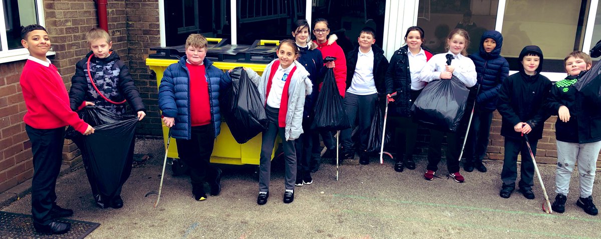 We are really pleased with the amount of care for our community and environment shown by our pupils over the last two weeks. They’ve collected litter from our perimeter of 0.7 miles, with a rate of 20 full bags per mile! What a difference they’ve made ♻️