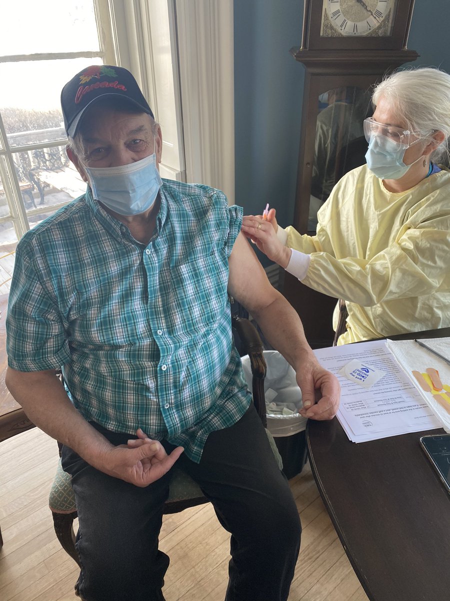malcolm_place's tweet photo. Malcolm Place was over the moon to receive our first dose of the COVID-19 Vaccine! A huge thank you to Public Health, Dr. Roth and everyone who helped us out during the clinic, it is much appreciated!
#VACCINESWORKGB #kincardinestrong #kincardine #malcolmplace https://t.co/ixUJuvplTN