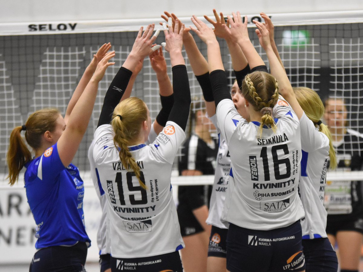 LP-Vampulalle runkosarjan viimeisestä ottelusta 0-3 tappio Orpolle. 

Runkosarja on nyt taputeltu ja tuloksena seitsemäs sija. Salossa aloitetaan tuttua vihollista vastaan 9.3 ja 11.3. pelataan Huittisissa. Mikäli kolmatta tarvitaan, niin se on vuorossa 13.3 Salossa.