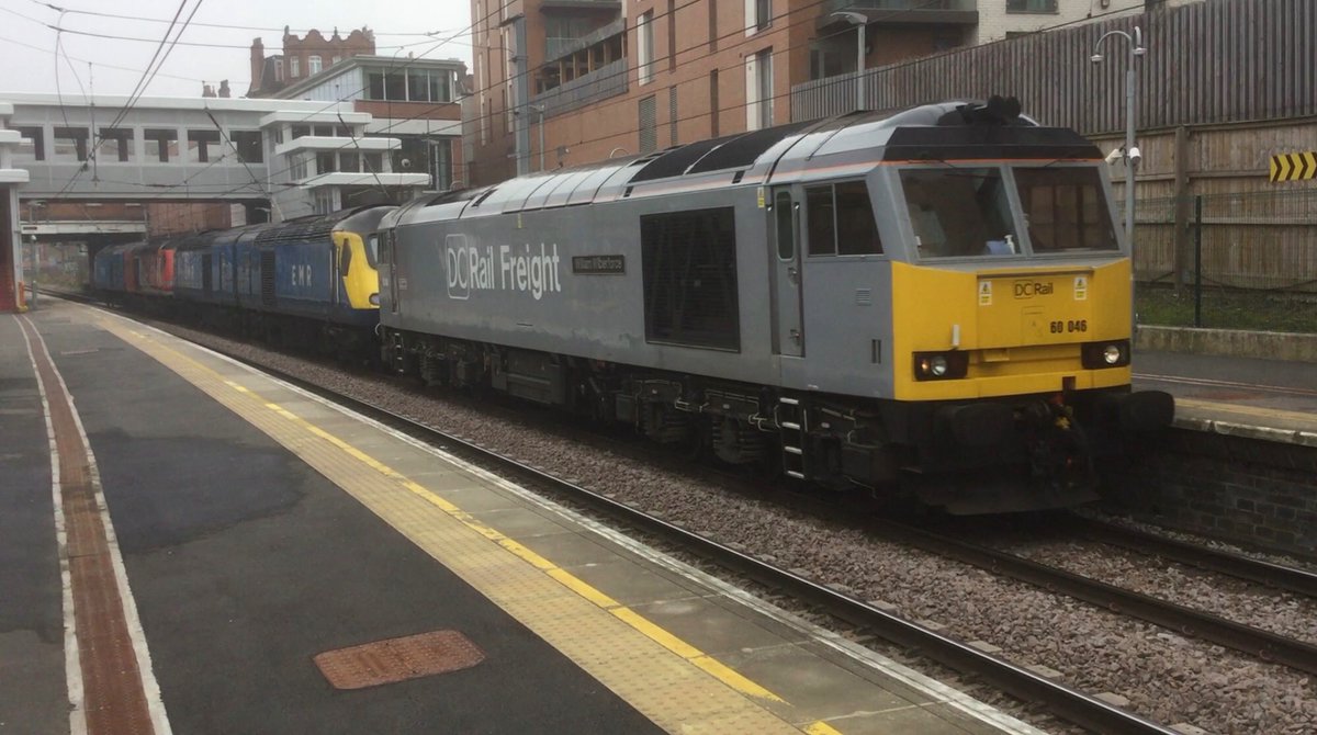 13milepost's tweet photo. @DCRail2018 #RightTimeRailway π Wednesdays convoy https://t.co/MAZsBw7XMQ
