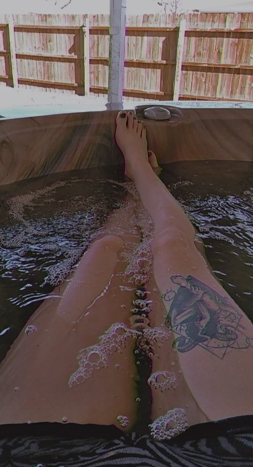 Violet_Storm_'s tweet photo. https://t.co/4cAxCH57ht
Follow Me 🖤
👑Kush Queen💦Hot Tub Time🥵 https://t.co/afj402Wk6c