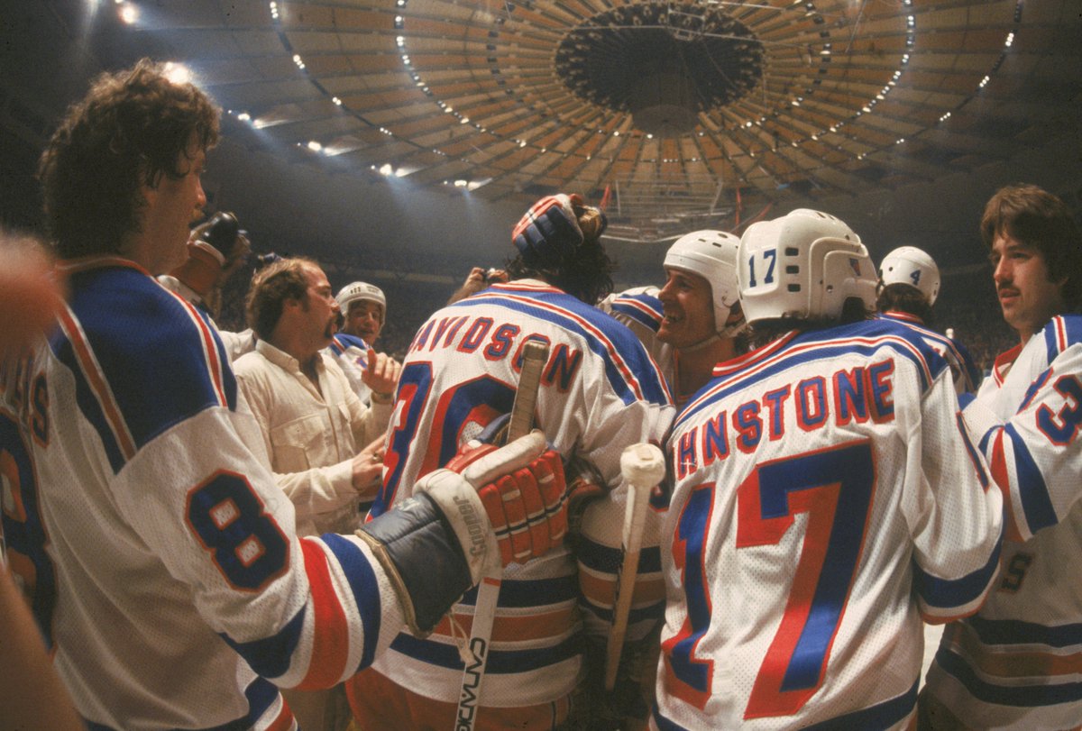 usahockey's tweet photo. This is a vintage hockey photography appreciation post 😍 https://t.co/kaNQAyHKsq