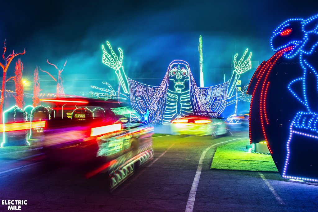 Don’t get spooked!👻 LAST CHANCE to experience <a href="/EscapeHalloween/">Escape</a> + our 7 other Magical &amp; Musical Insomniac Worlds at #ElectricMile!🚙🌈⚡️


Join us before our FINAL night March 14!❤️ Limited weekend tickets → insom.co/emFUN