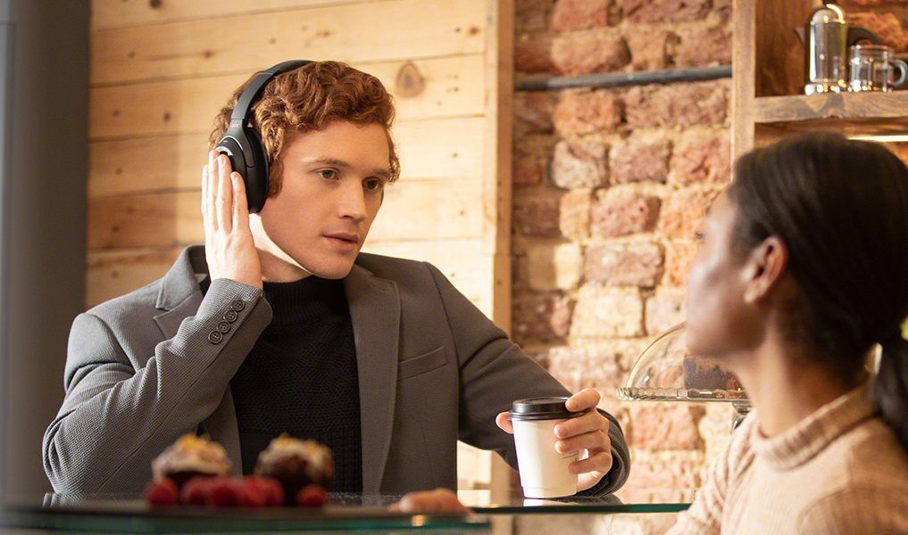 Can Wearing #Headphones Cause Hearing Loss and #Headaches? https://t.co/TdjRXkLbgS #hearingloss #deaf #earbuds #rollingstone https://t.co/2TzwD6yTUO
