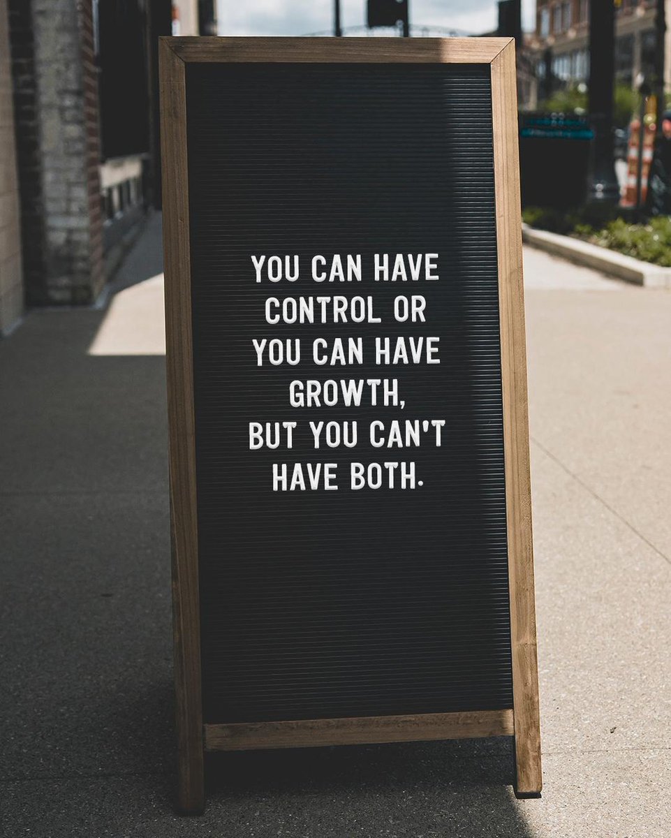 craiggroeschel's tweet photo. The best way to lose control is to try to control everything. Growth and comfort never coexist. #leadershippodcast https://t.co/DJaUVovhkE